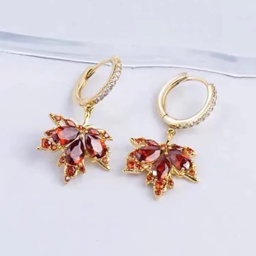 Fall Leaf Earring - Picture 3 of 3